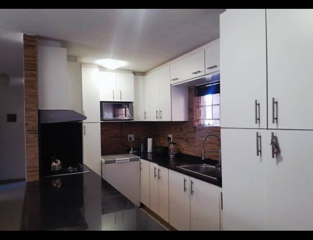 3 BEDROOM SECTIONAL TITLE FOR SALE IN WATERVAL PARK